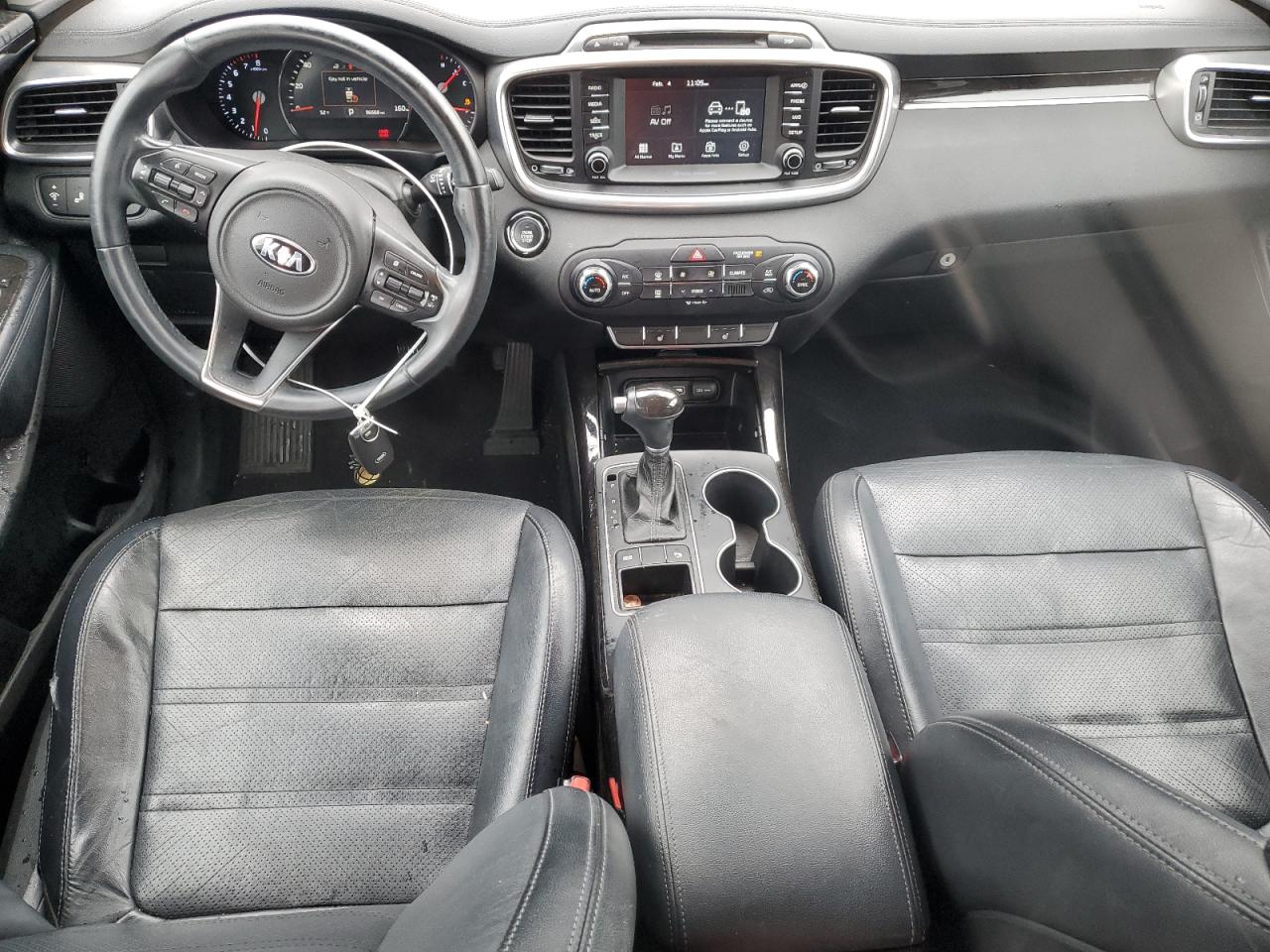 2017 Kia Sorento - Image 8
