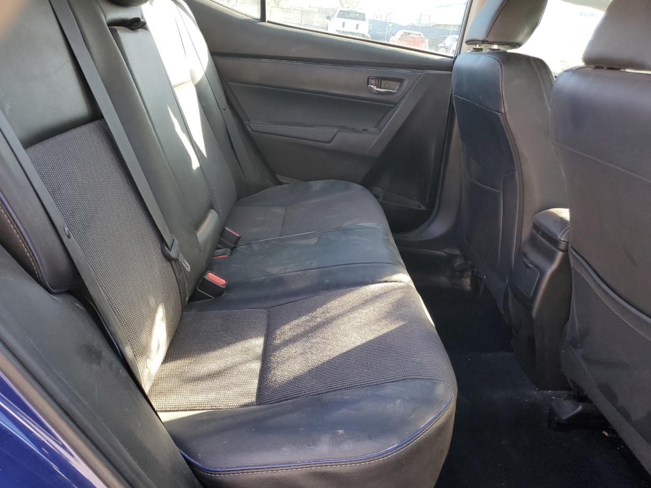 2017 Toyota Corolla - Image 10