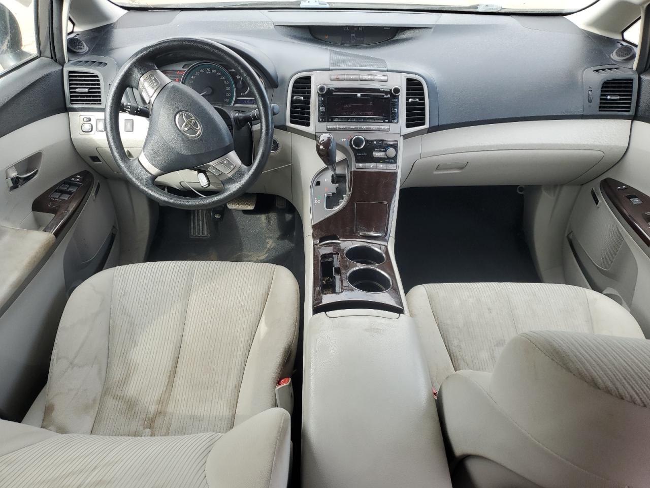 2011 Toyota Venza - Image 8
