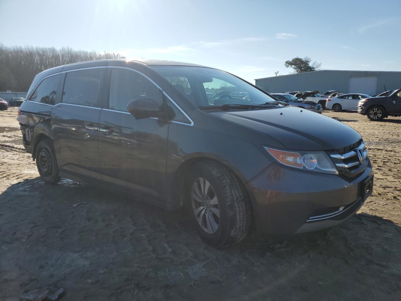 2015 Honda Odyssey - Image 4