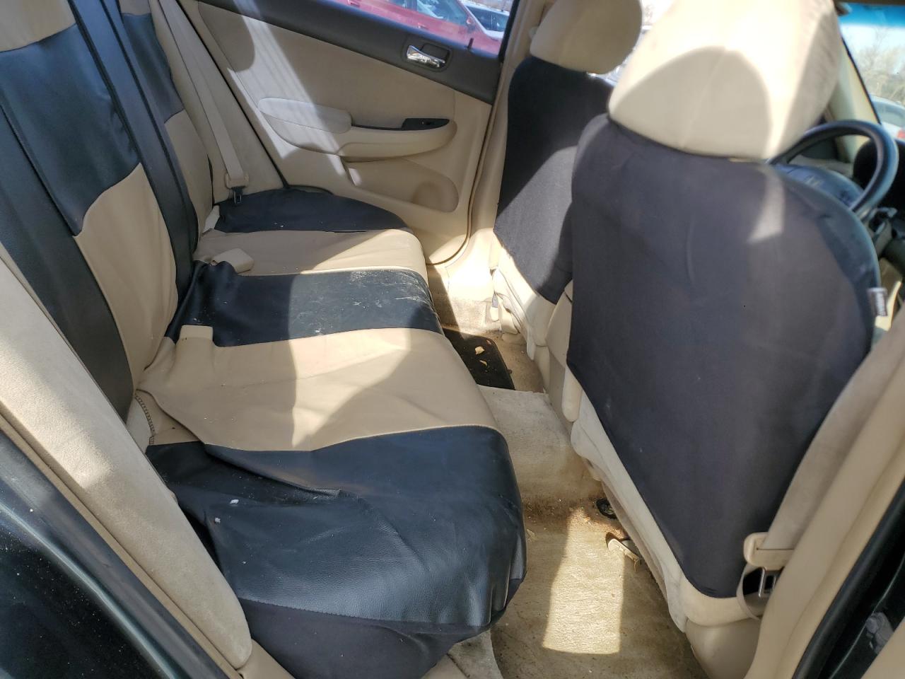 2005 Honda Accord - Image 10