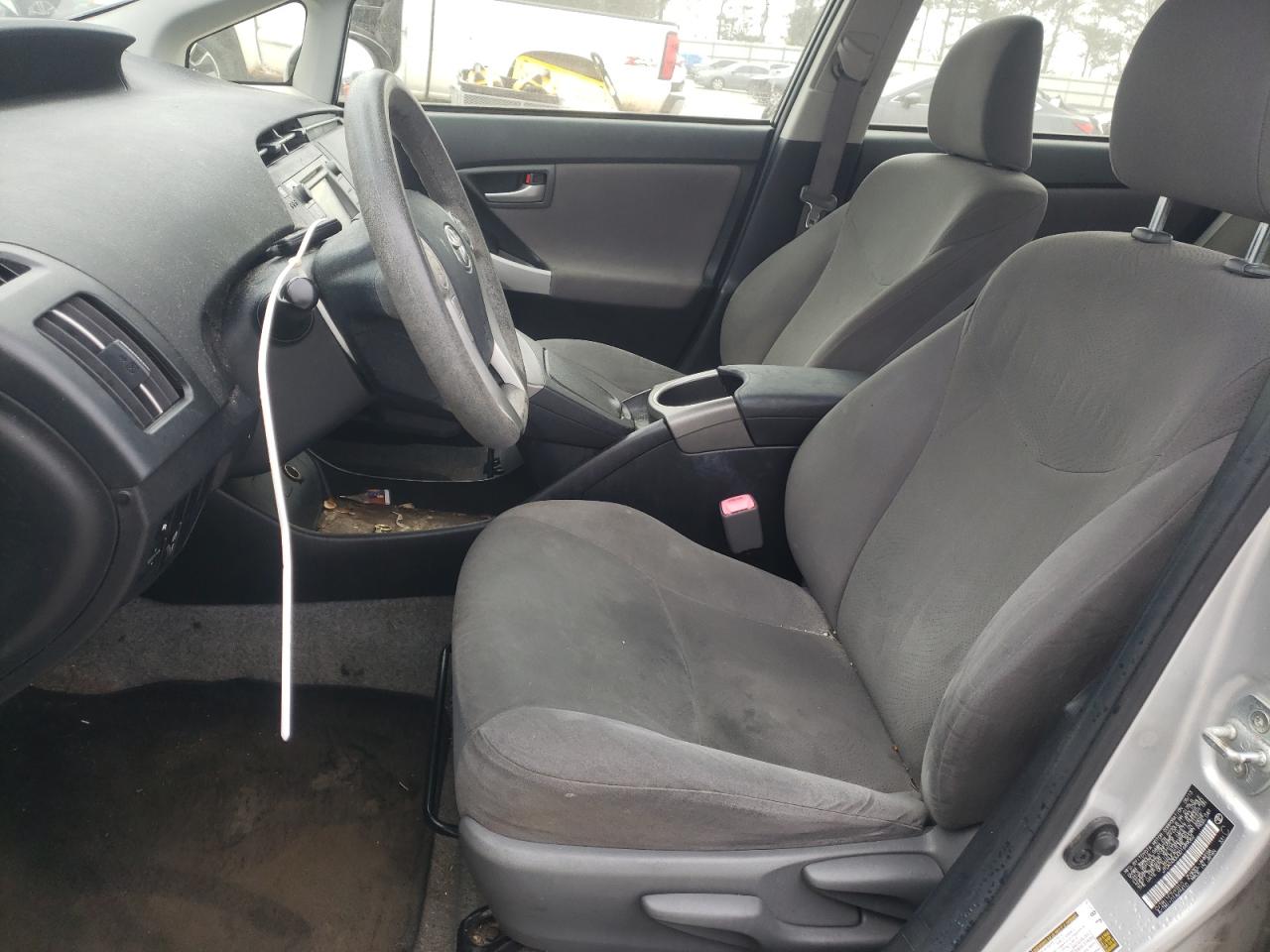 2013 Toyota Prius - Image 7