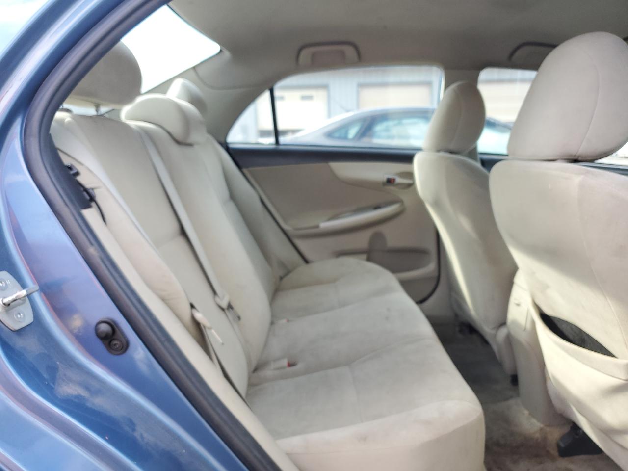 2012 Toyota Corolla - Image 10