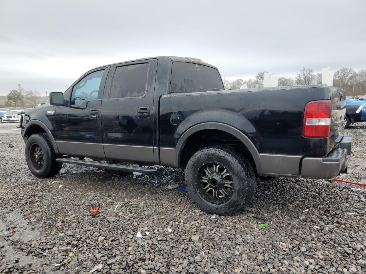2004 Ford F-150 - Image 2