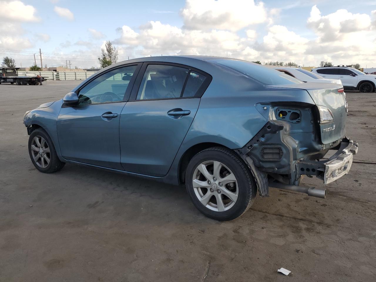 2010 Mazda 3 - Image 2