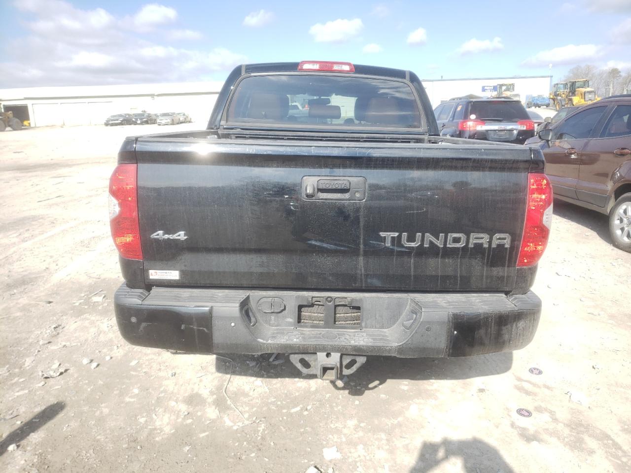 2016 Toyota Tundra - Image 6
