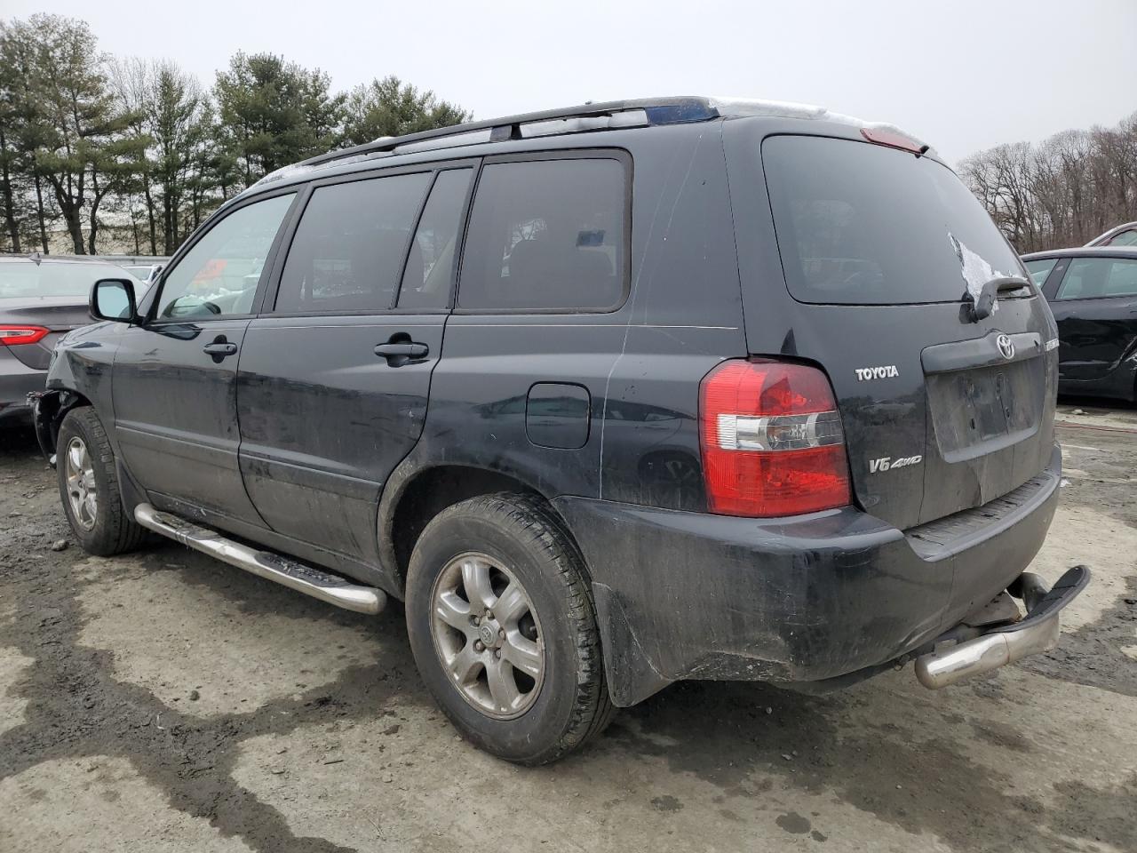 2004 Toyota Highlander - Image 2