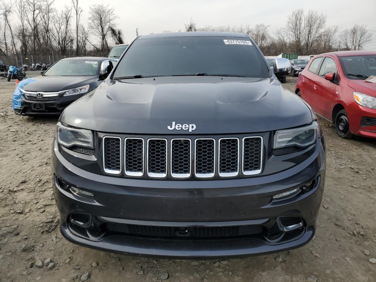 2014 Jeep Grand Cherokee - Image 5