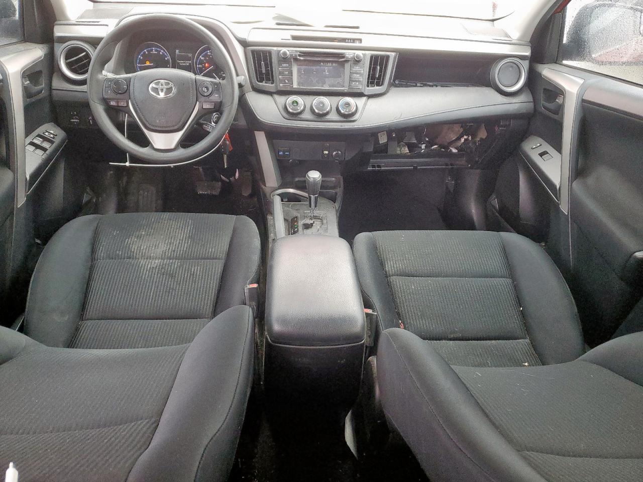 2017 Toyota RAV 4 - Image 8