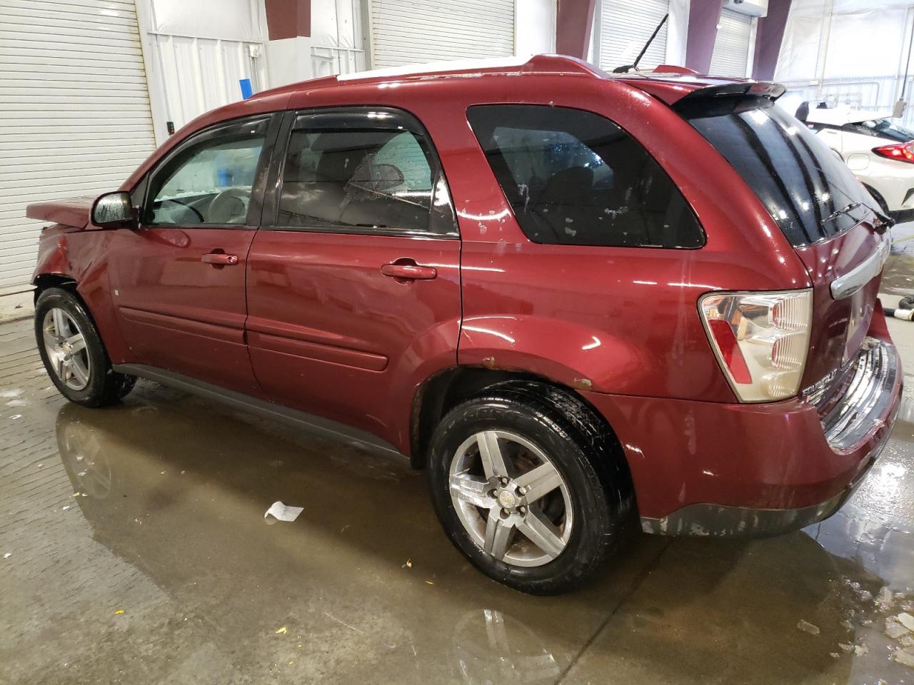 2007 Chevrolet Equinox - Image 2