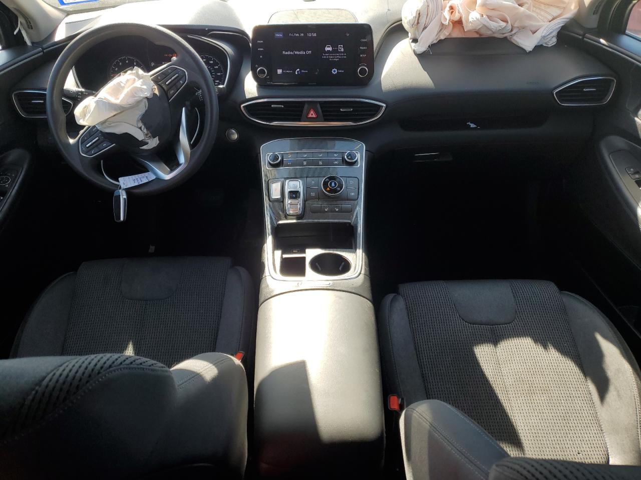 2022 Hyundai Santa Fe - Image 8