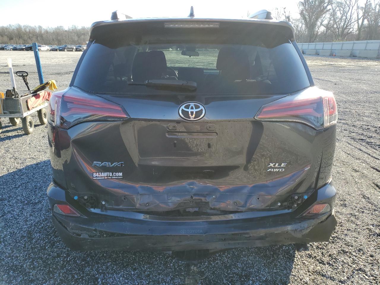 2018 Toyota RAV 4 - Image 6