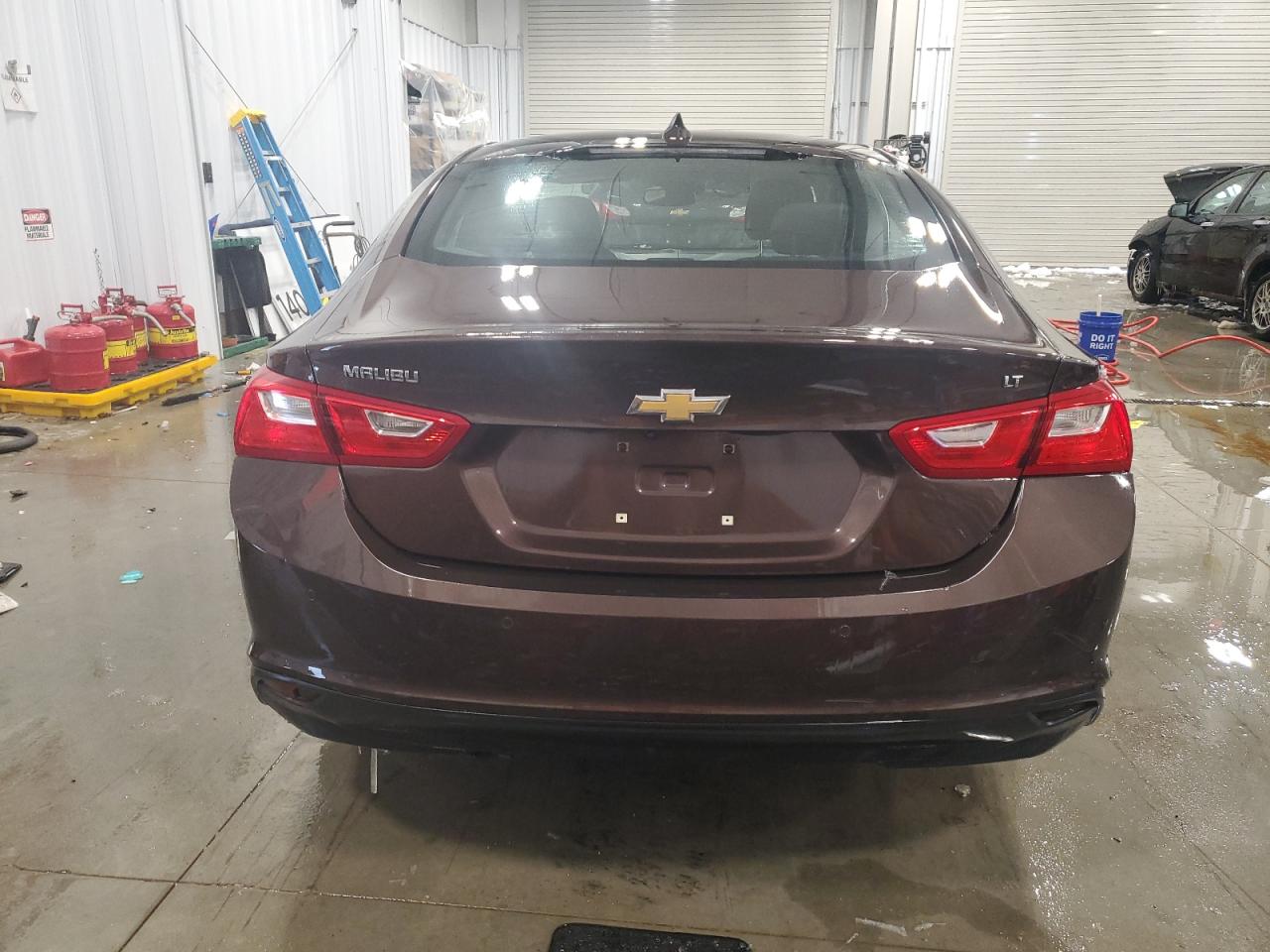 2016 Chevrolet Malibu - Image 6
