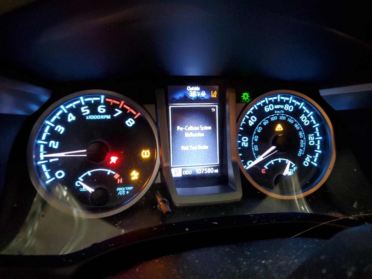 2020 Toyota Tacoma - Image 9