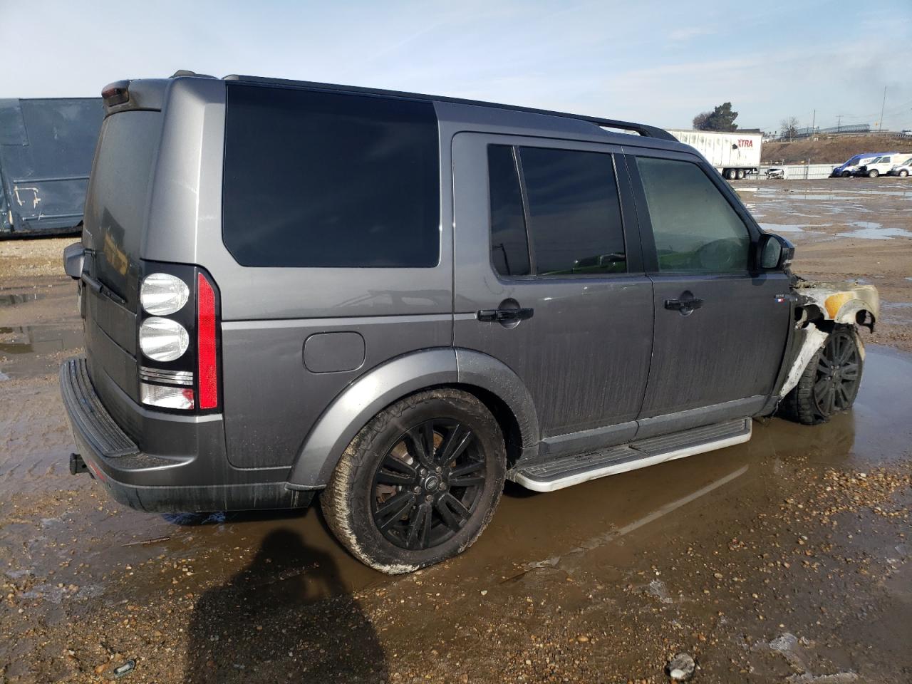 2016 Land Rover LR4 - Image 3