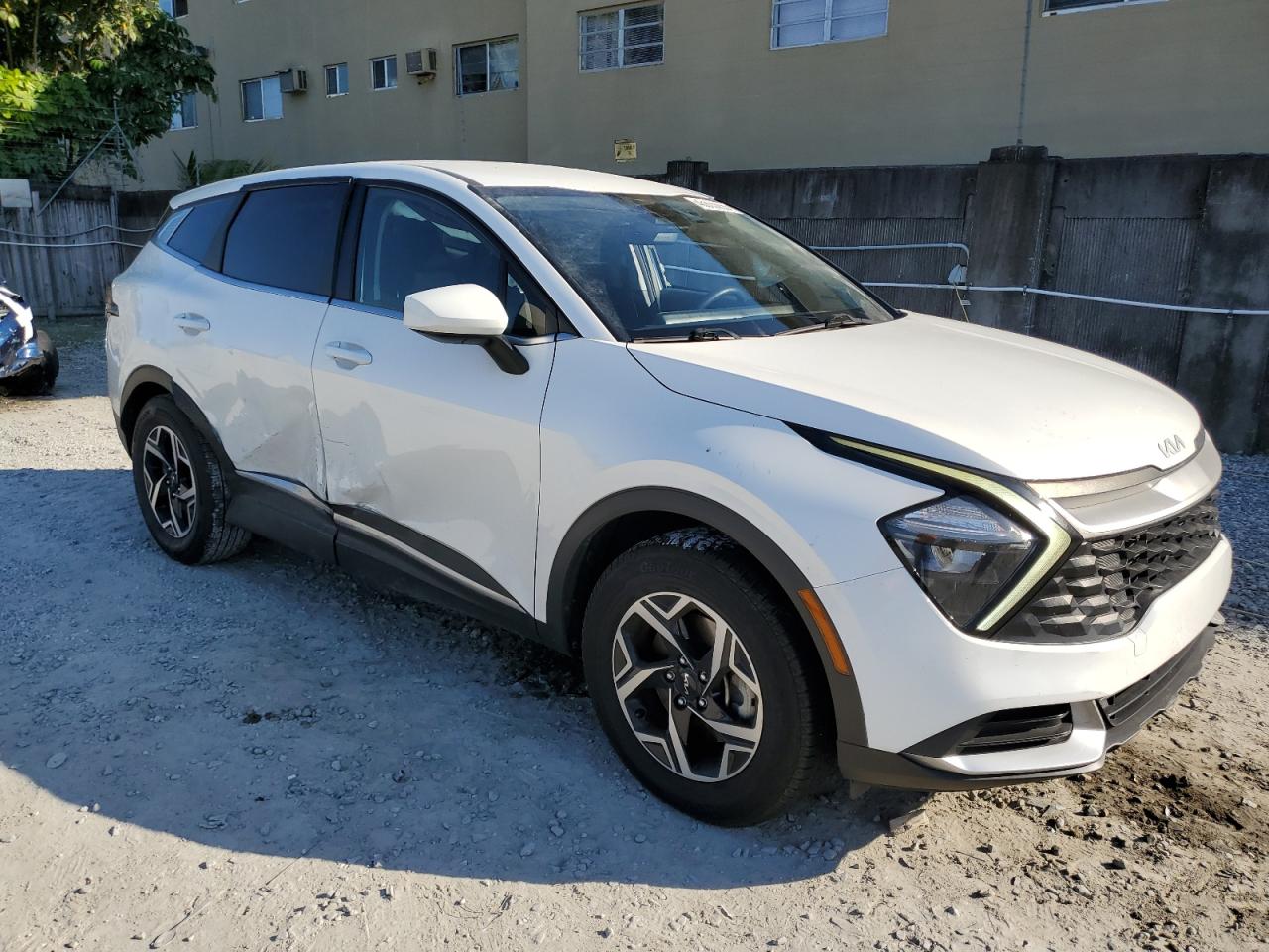 2023 Kia Sportage - Image 4