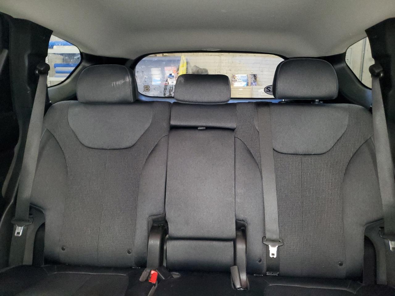 2019 Hyundai Santa Fe - Image 10