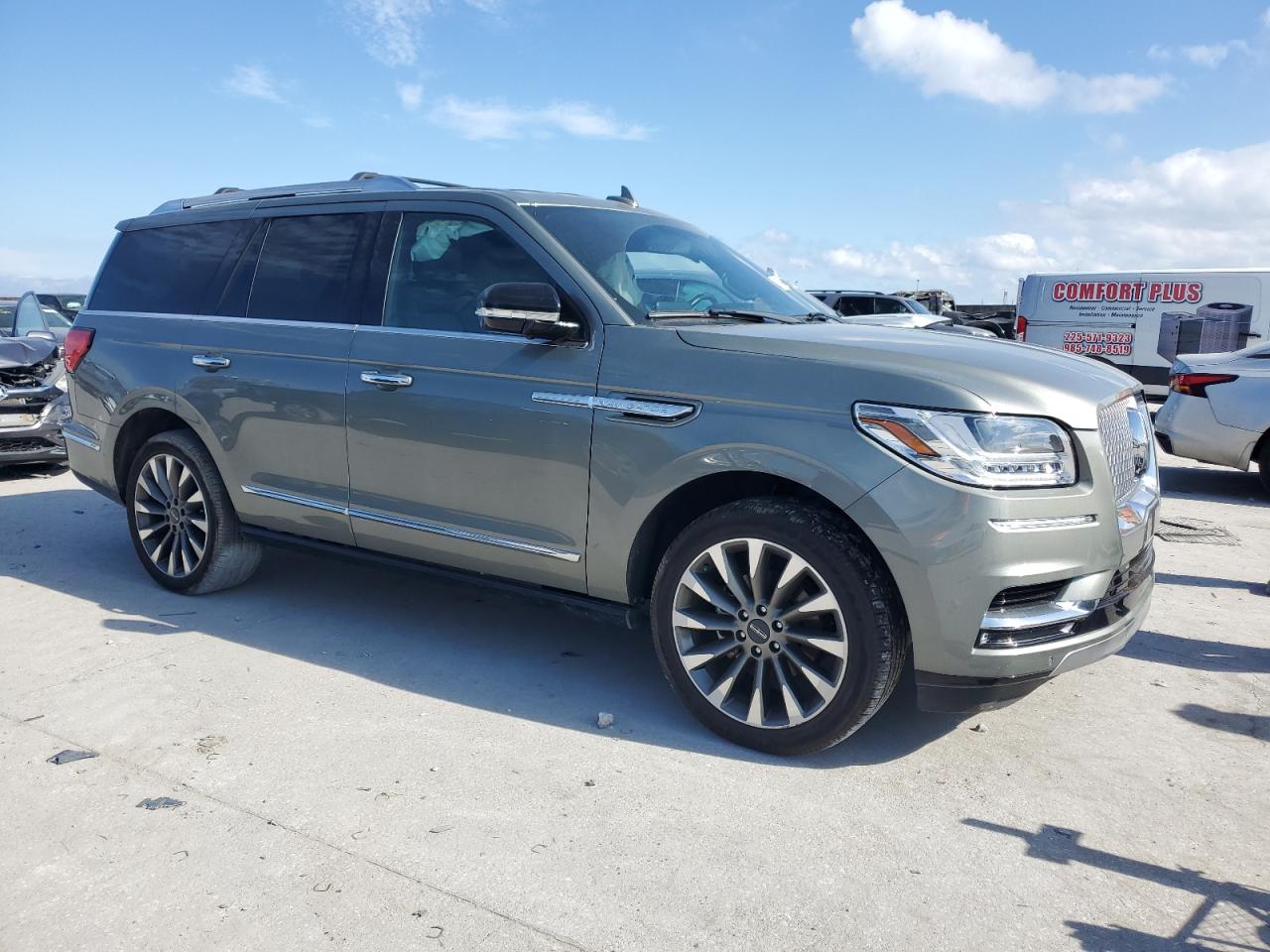 2019 Lincoln Navigator - Image 4