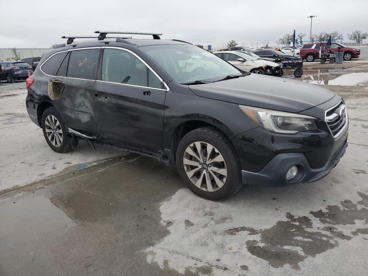 2018 Subaru Outback - Image 4
