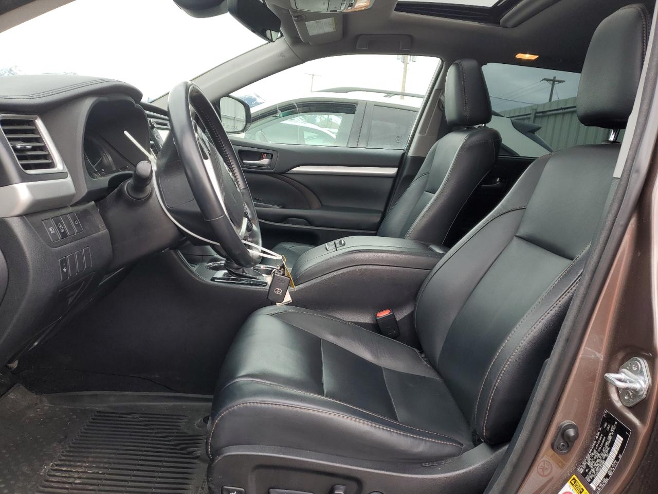 2018 Toyota Highlander - Image 7