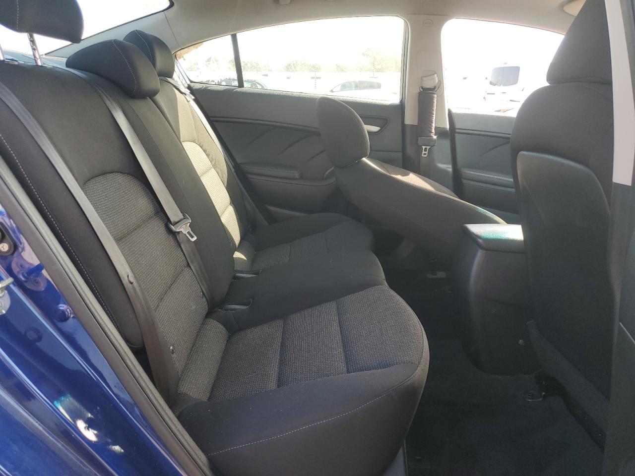 2018 Kia Forte - Image 11
