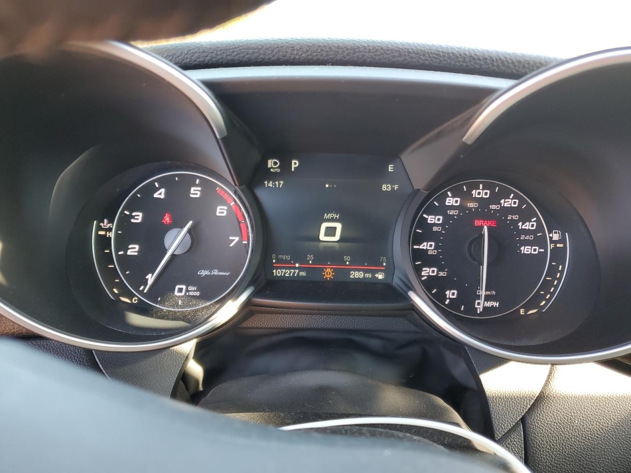 2018 Alfa Romeo Giulia - Image 9