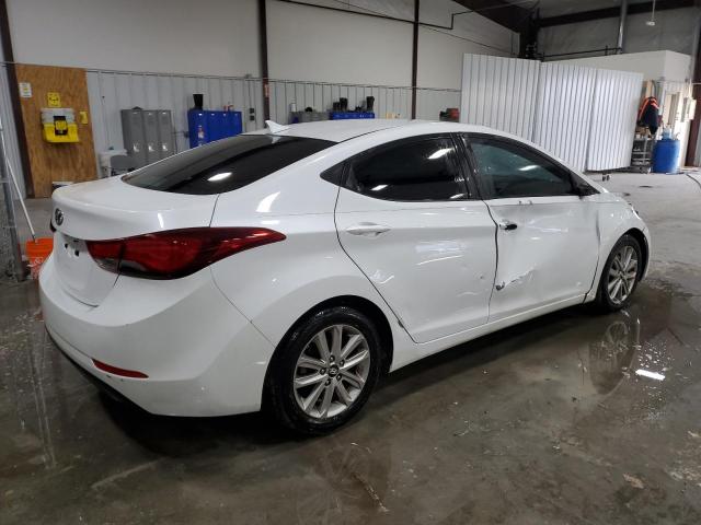  HYUNDAI ELANTRA 2015 Белы