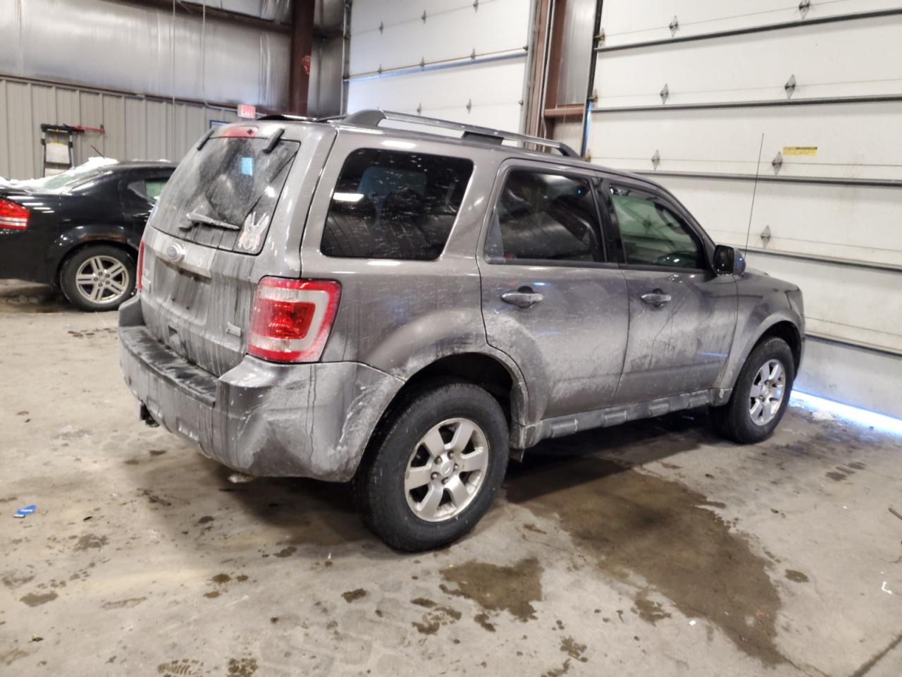 2011 Ford Escape - Image 3