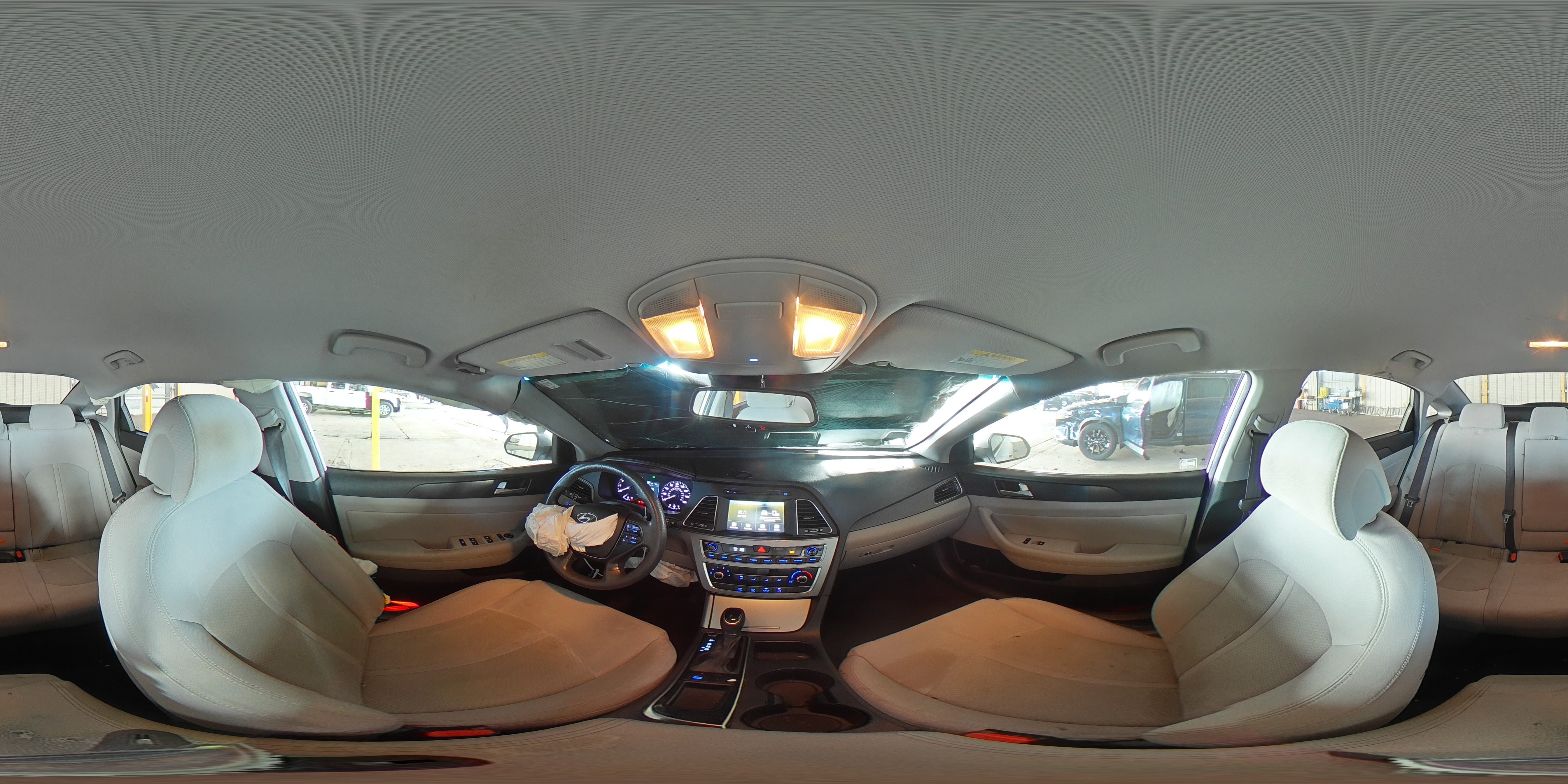 2016 Hyundai Sonata - Image 12
