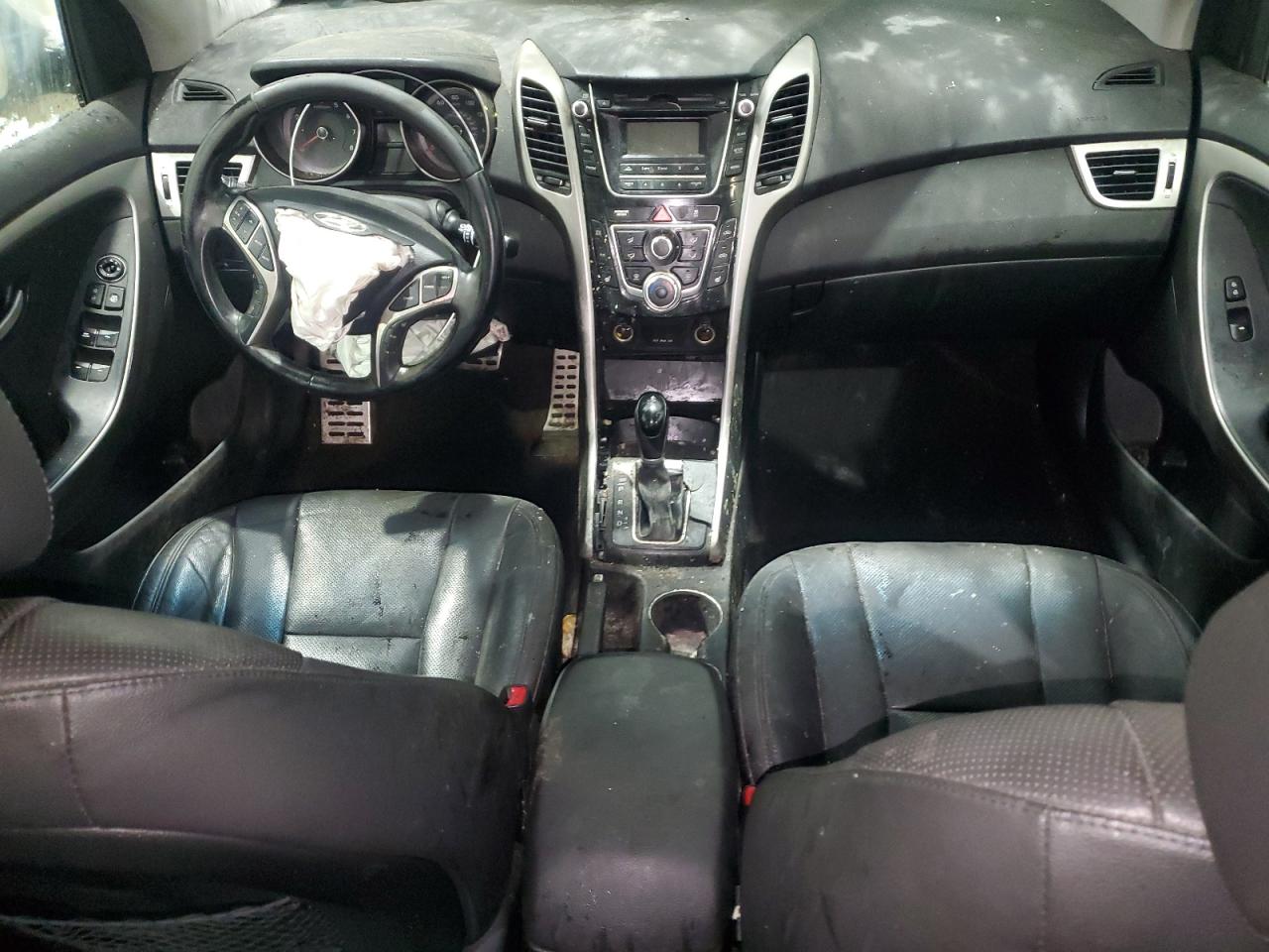2013 Hyundai Elantra - Image 8