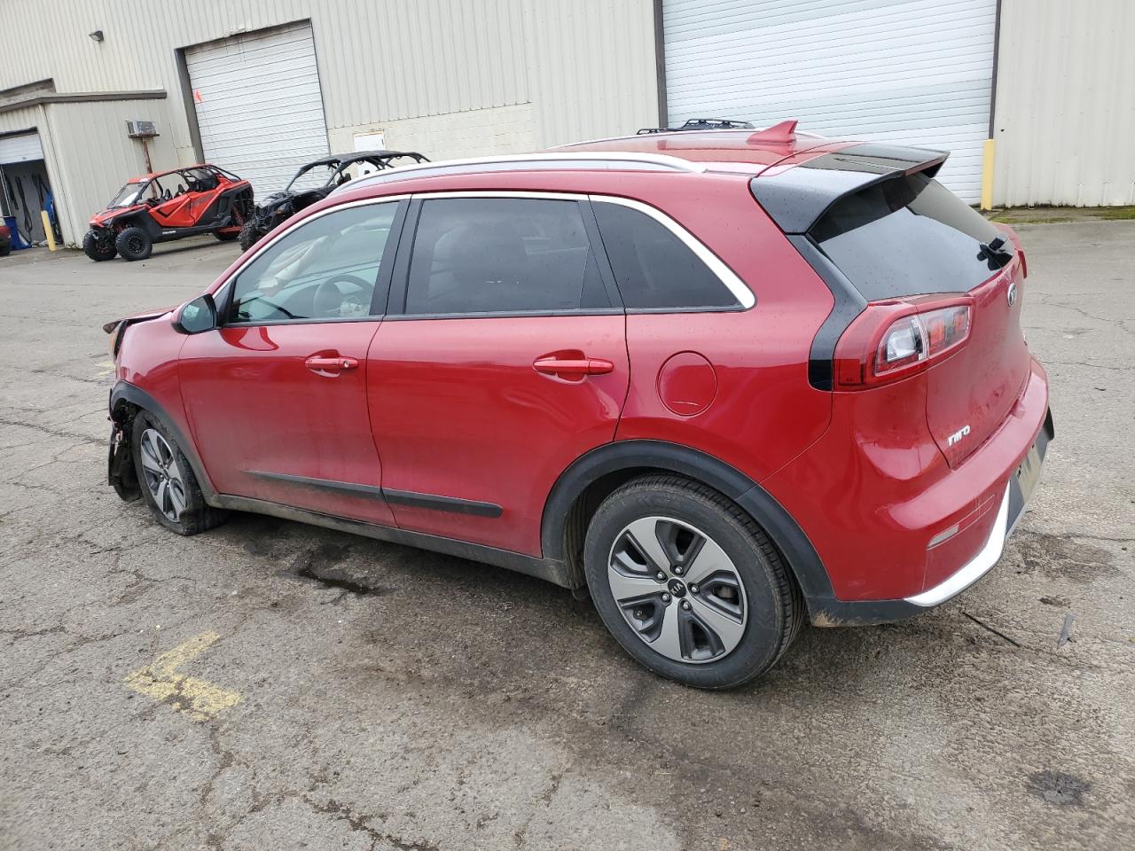 2017 Kia Niro - Image 2