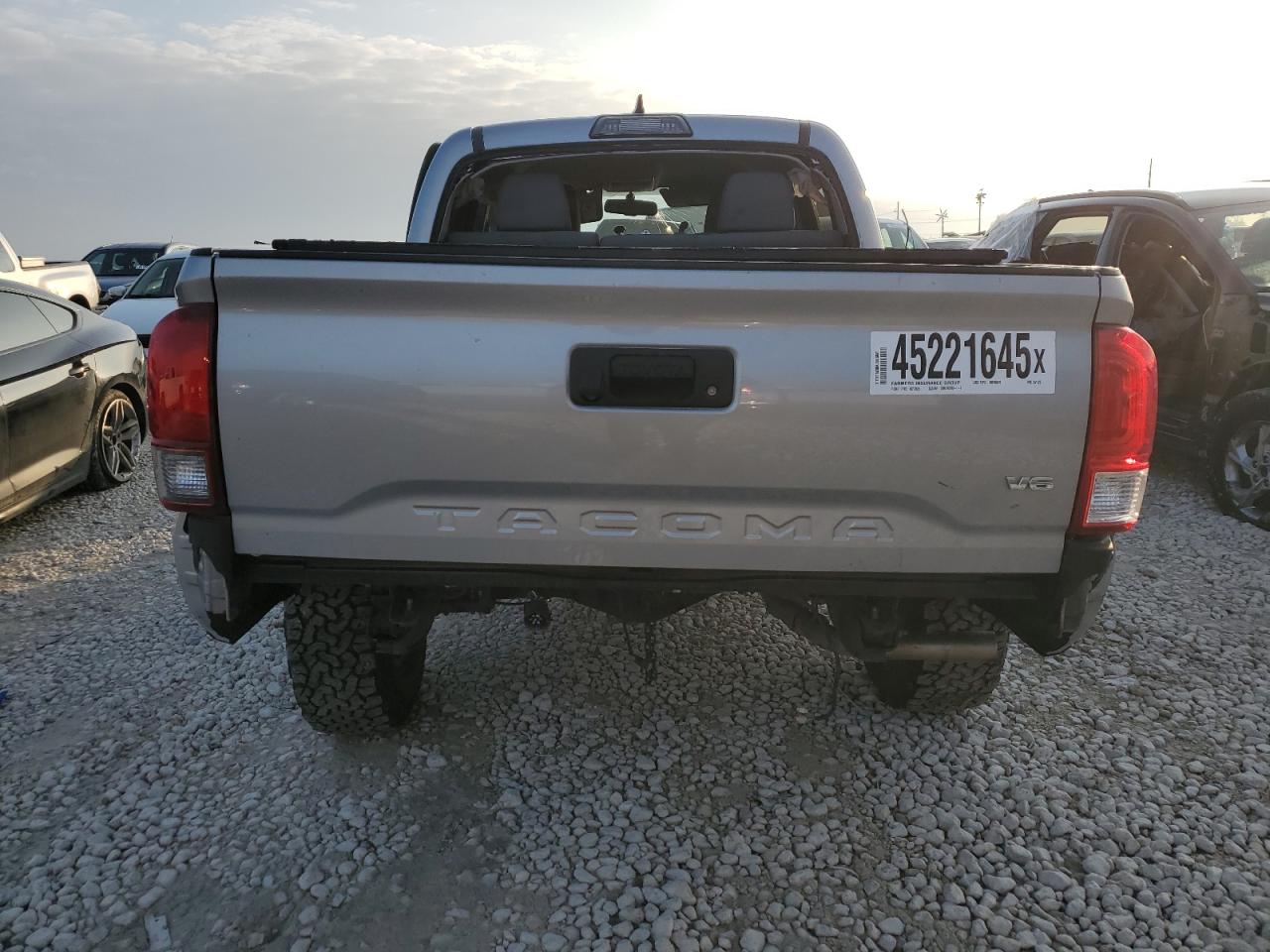 2017 Toyota Tacoma - Image 6
