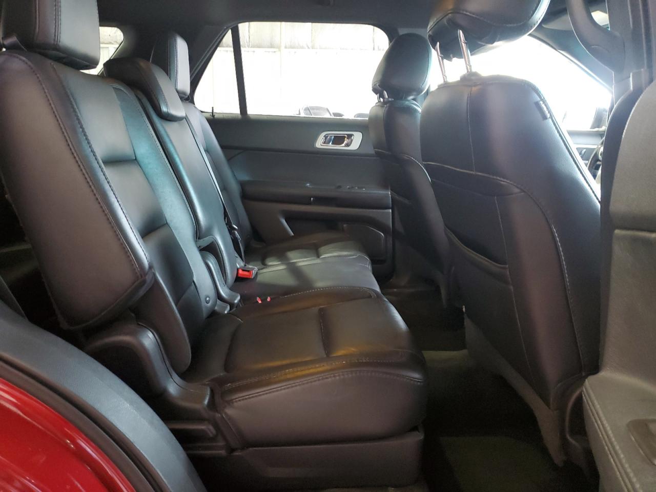 2014 Ford Explorer - Image 11