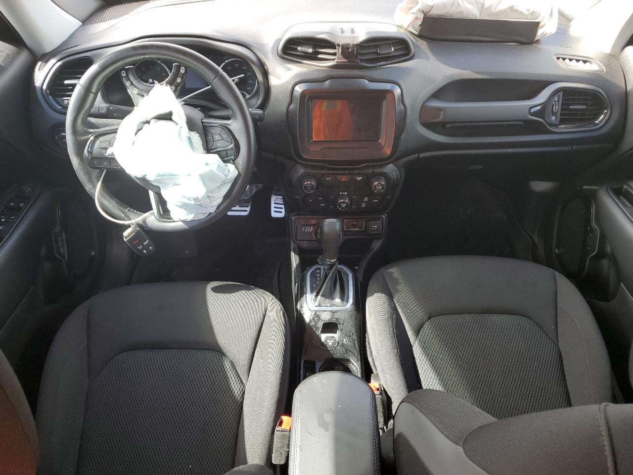 2019 Jeep Renegade - Image 8