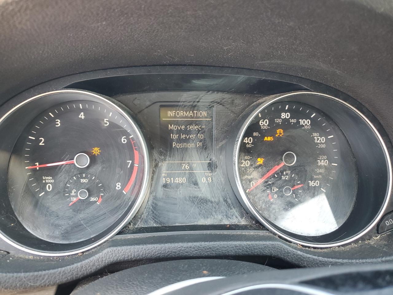 2017 Volkswagen Passat - Image 9