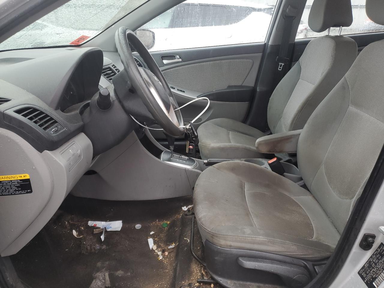2014 Hyundai Accent - Image 7