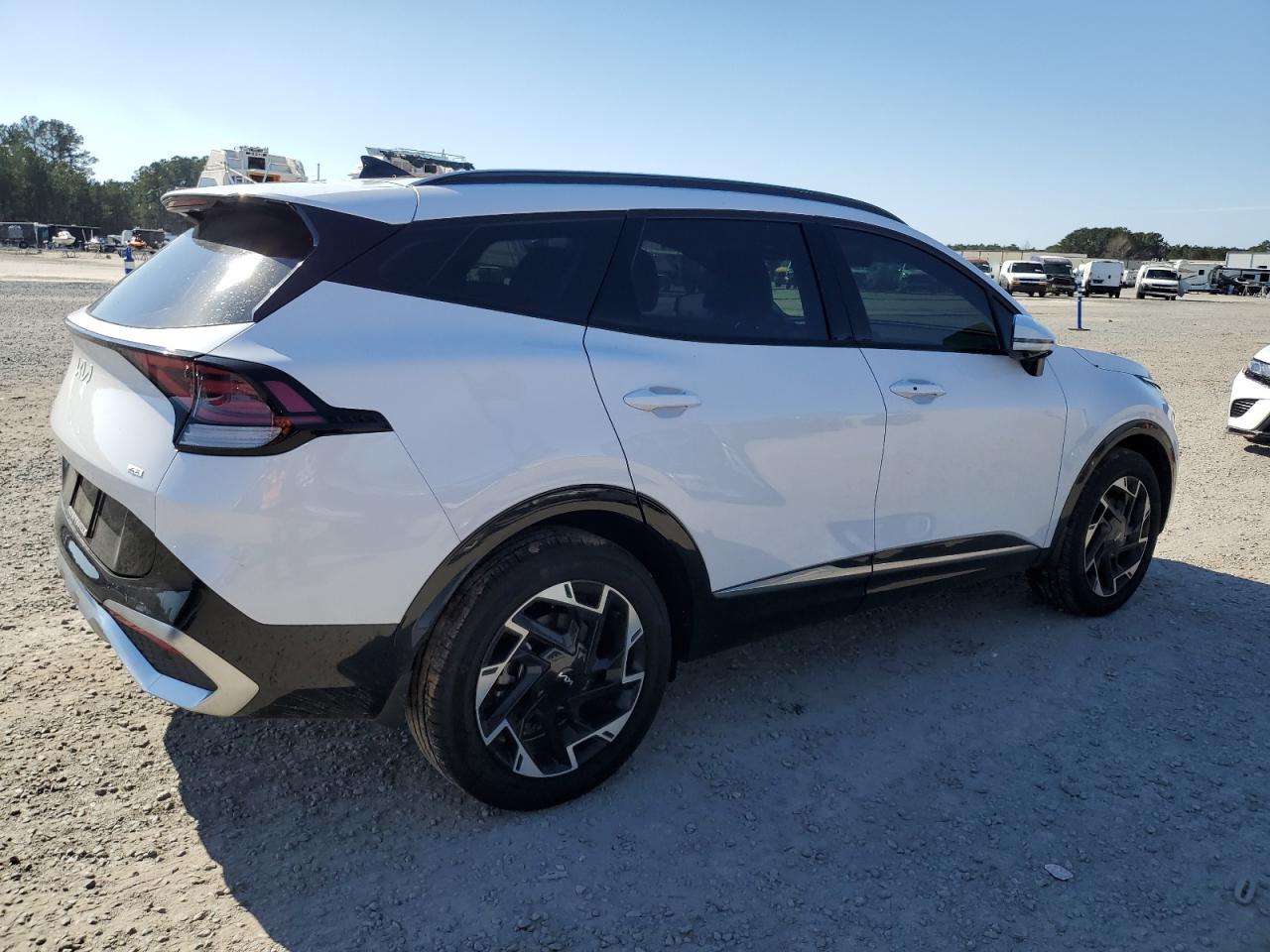 2024 Kia Sportage - Image 3