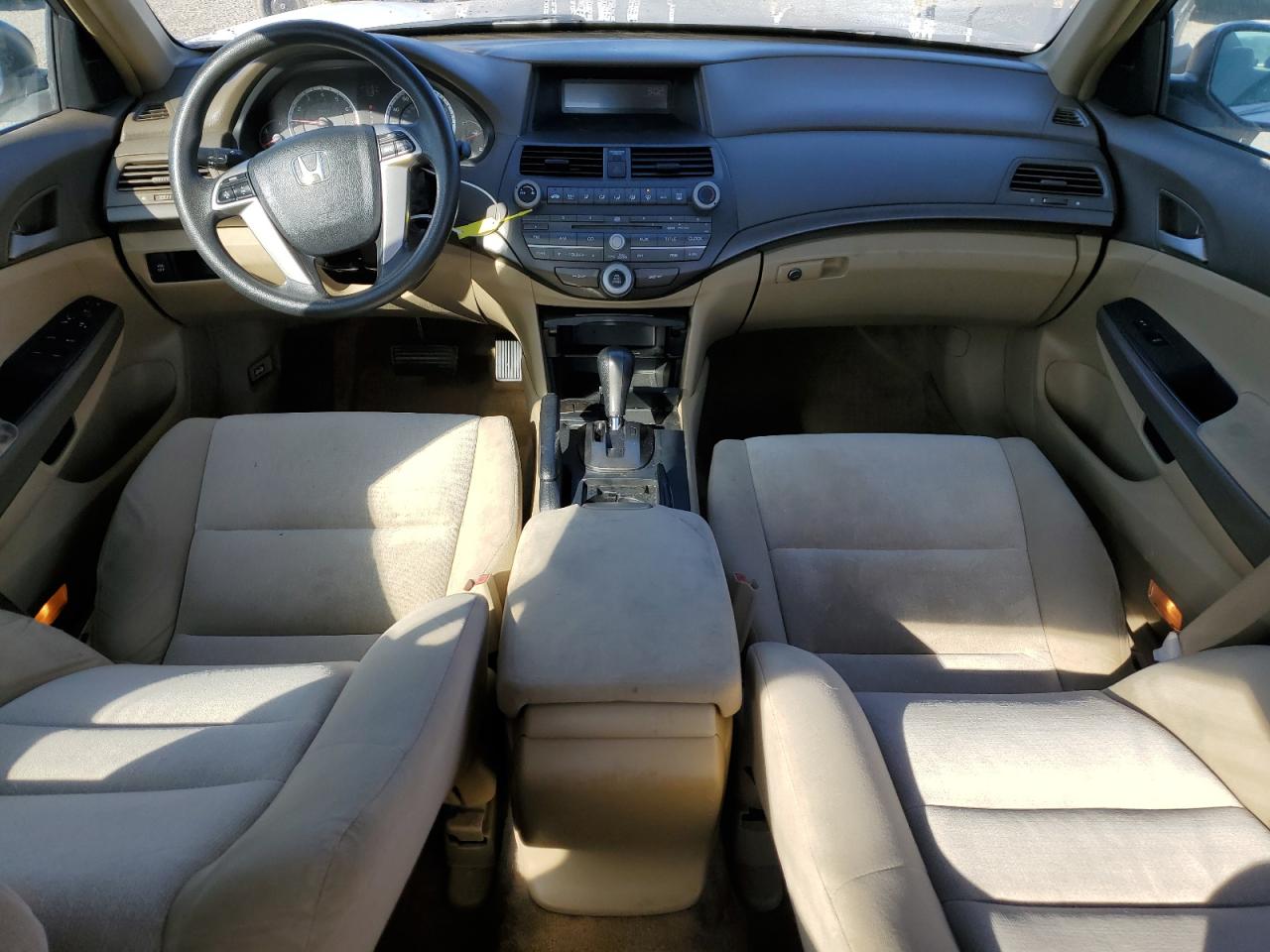 2009 Honda Accord - Image 8