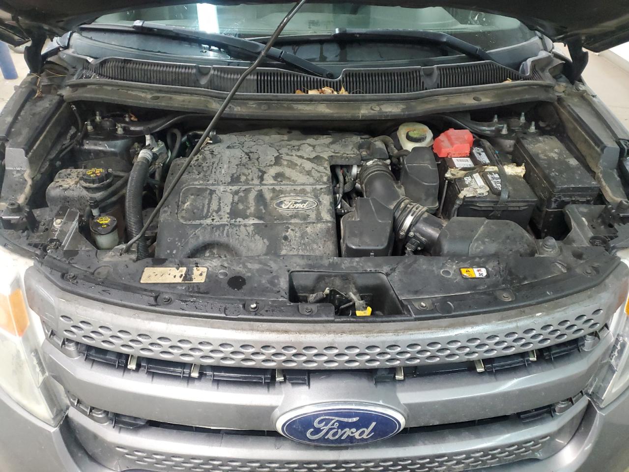 2013 Ford Explorer - Image 12