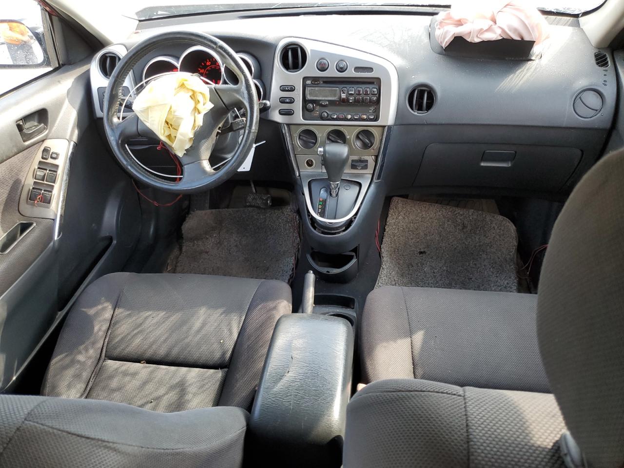 2004 Pontiac Vibe - Image 8