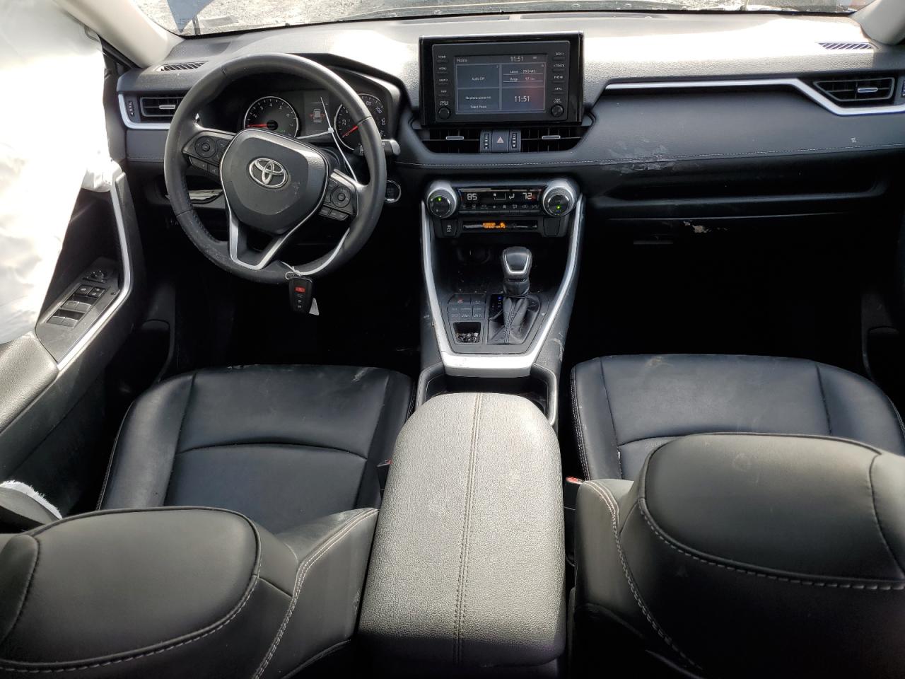 2019 Toyota RAV 4 - Image 8