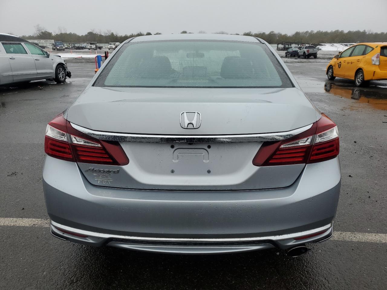 2016 Honda Accord - Image 6