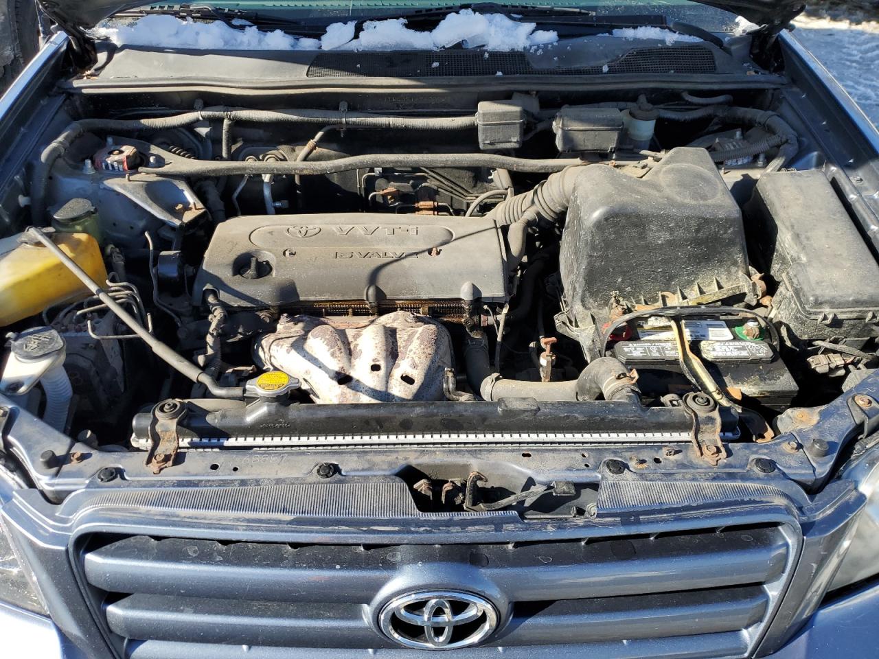 2004 Toyota Highlander - Image 12