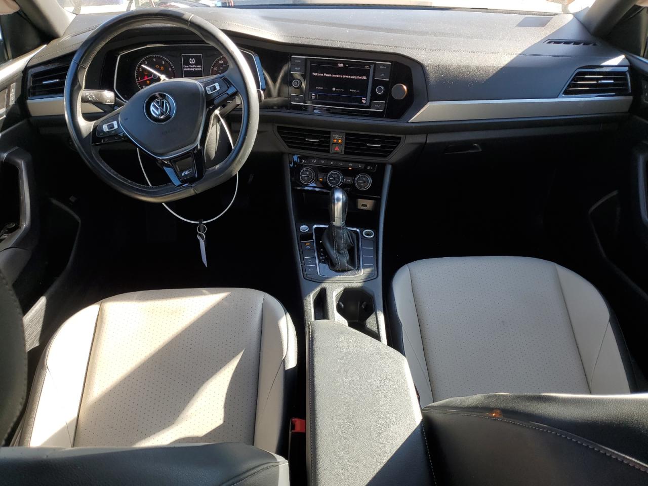 2019 Volkswagen Jetta - Image 8