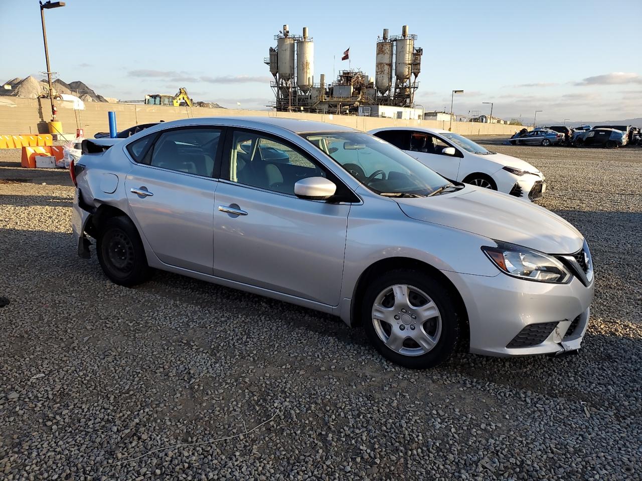 2017 Nissan Sentra - Image 4