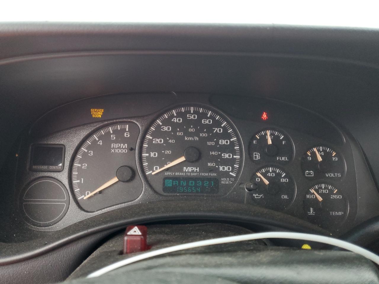 2002 Chevrolet Silverado - Image 9
