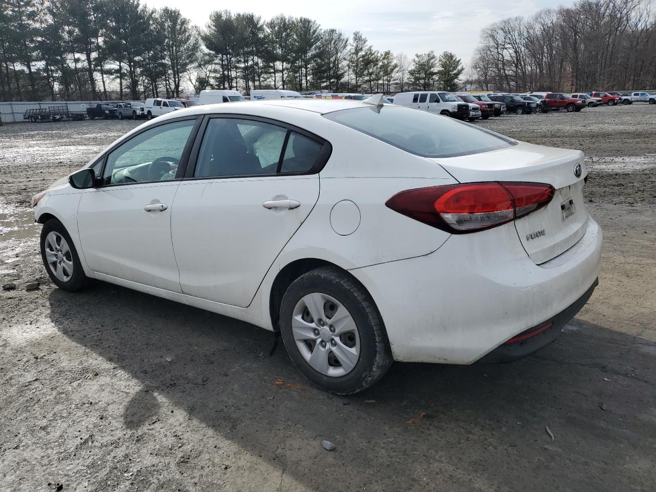 2017 Kia Forte - Image 2