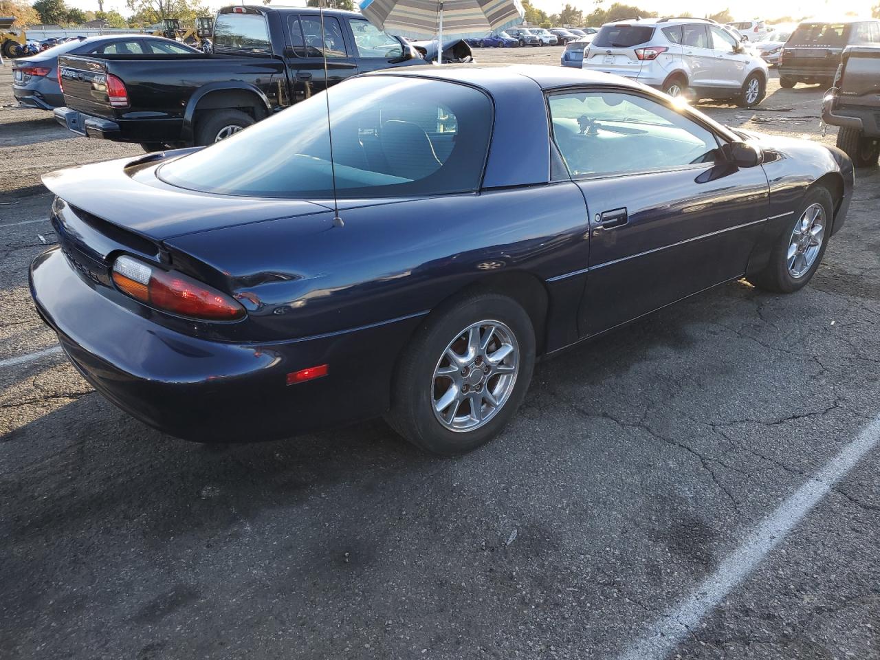2001 Chevrolet Camaro - Image 3