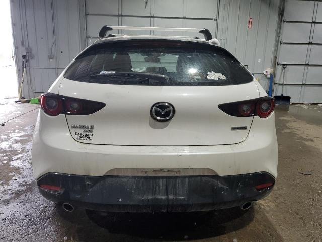  MAZDA 3 2022 White