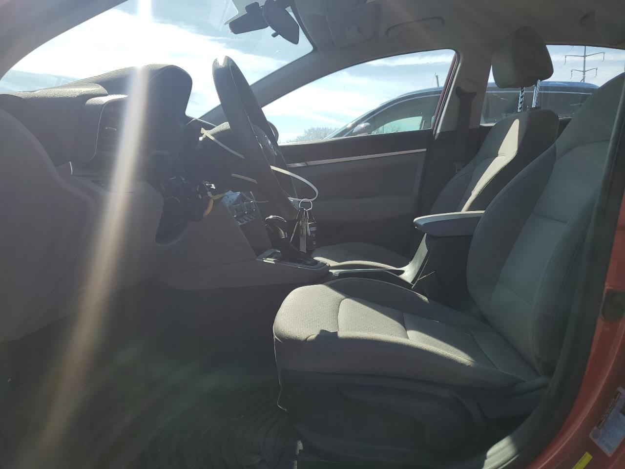 2020 Hyundai Elantra - Image 7